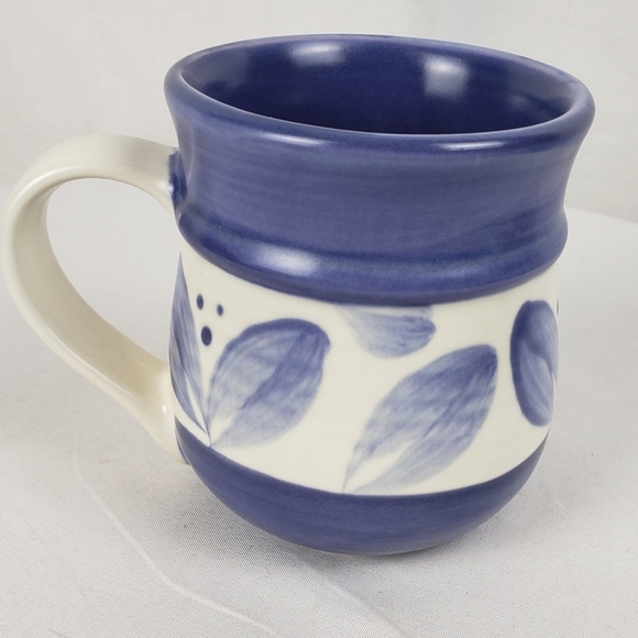 NWOT PFALTZGRAFF Villa Flora Blue Leaves Stoneware Coffee Mugs Set of 4 - Picture 3 of 12